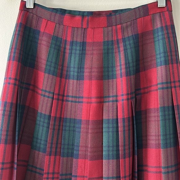 Highland Queen Sportrite Plaid Pleated Skirt - Picture 8 of 15